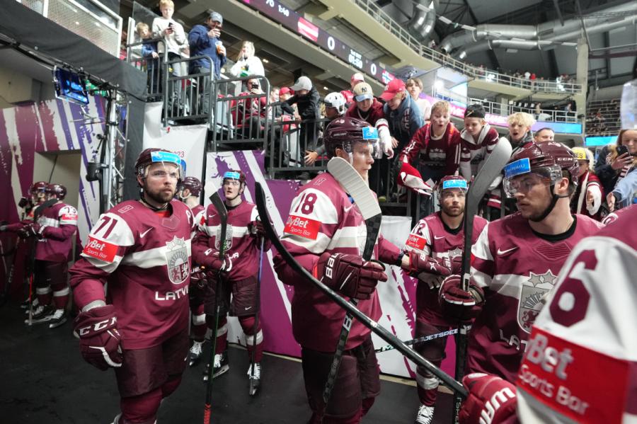 Latvijas hokeja izlase aicināta uz Dziesmu un deju svētku noslēguma koncertu