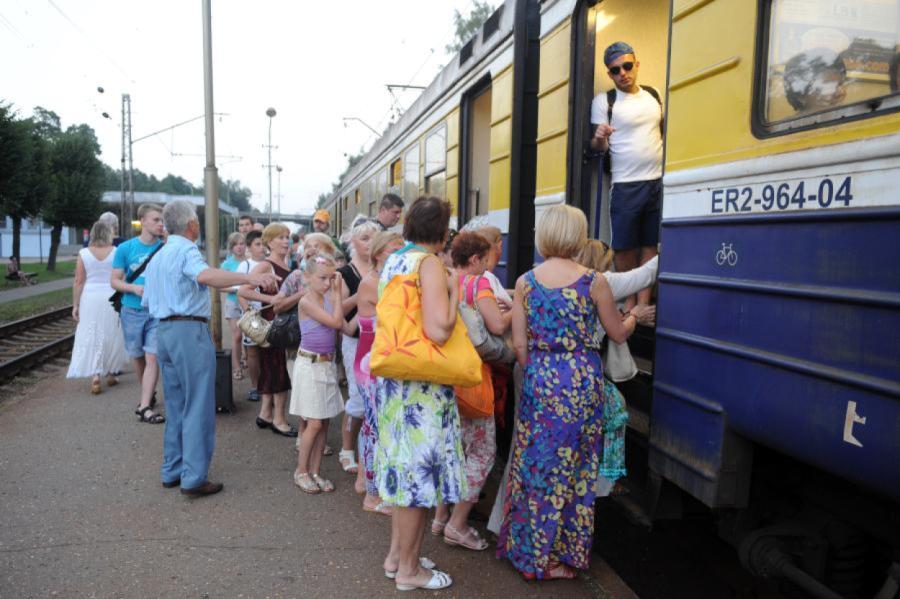 Vilcienu pasažierus maršrutā Saulkrasti-Skulte pārvadās ar autobusiem