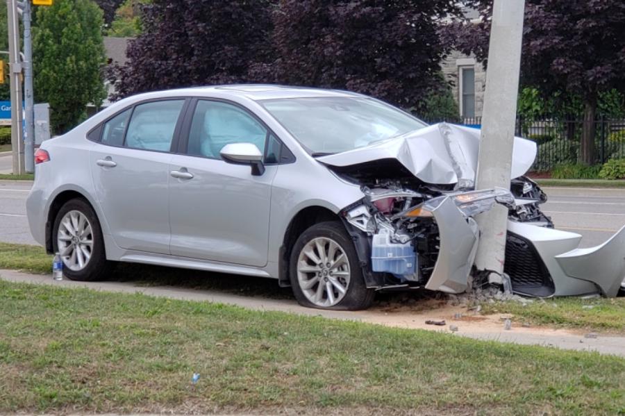 Noskaidrots kādas krāsas automašīnas visbiežāk iekļūst satiksmes negadījumos