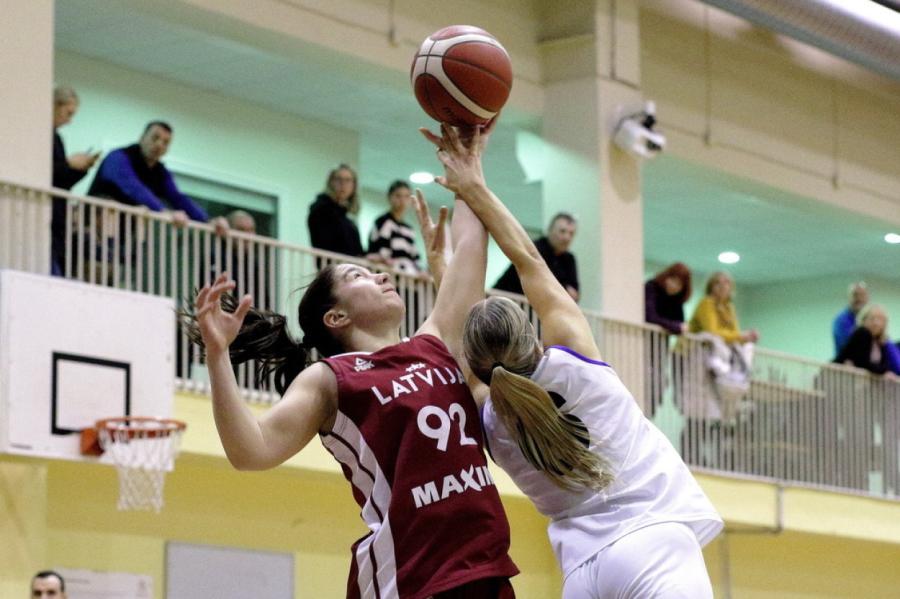 Latvijas U-18 basketbolistes pārbaudes turnīrā Francijā uzvar Lietuvu