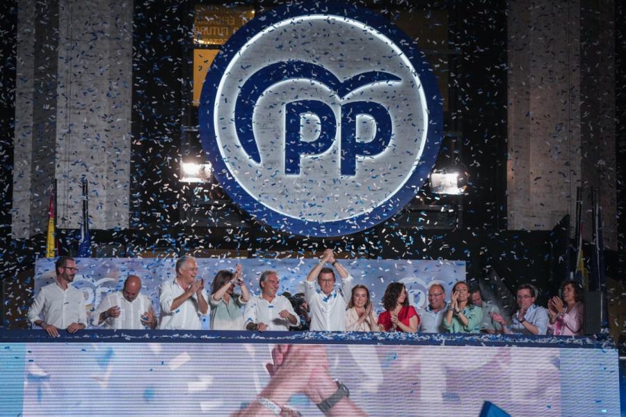 Spānijas parlamenta vēlēšanās uzvarējusi konservatīvā Tautas partija