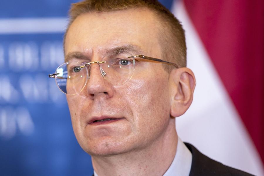 Prezidents Rinkēvičs komentējis aizturētā aizbēgšanu no policijas konvoja.