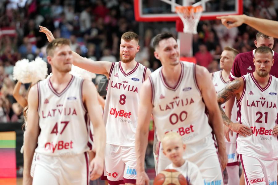 Latvijas basketbolistu izredzes Pasaule kausa izcīņā - bukmeikeru prognozes