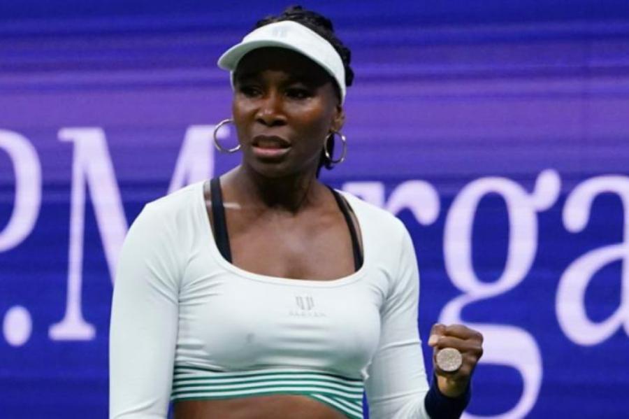 Venusa Viljamsa tiek sagrauta ASV atklātā tenisa čempionāta pirmajā kārtā