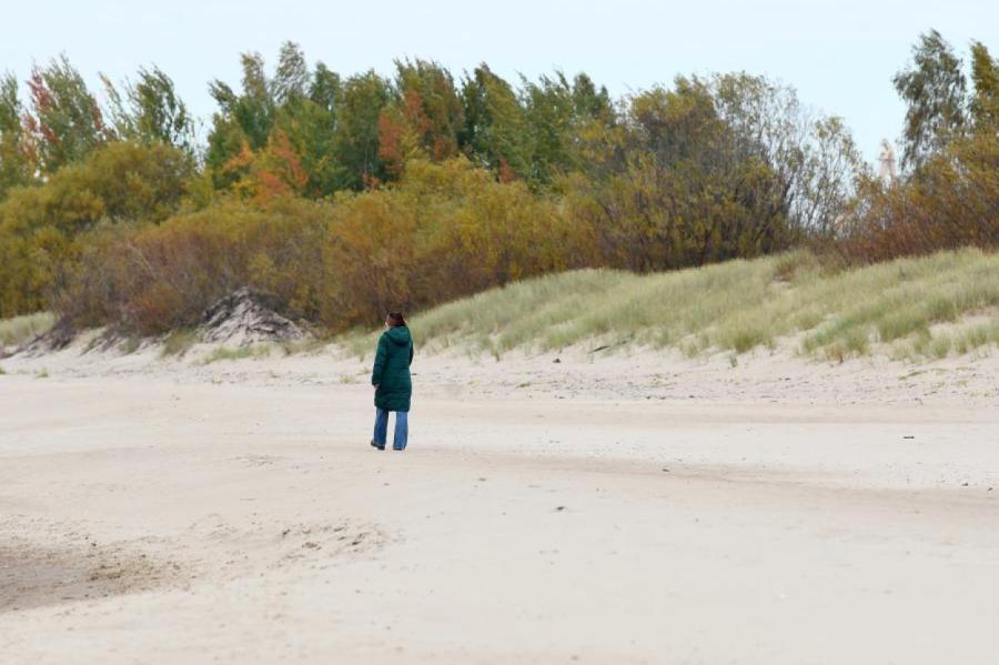 Latvijas pludmalēs atstāto atkritumu daudzums turpina pieaugt