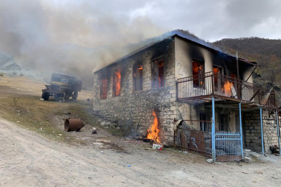 Sprādzienā Kalnu Karabahā ievainoti vairāk nekā 200 cilvēku
