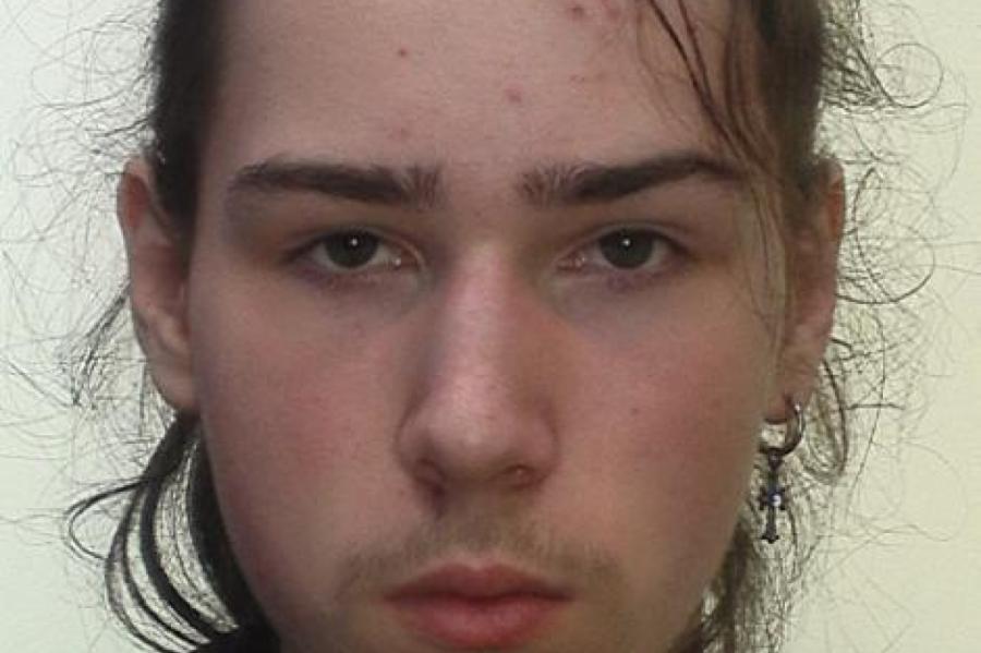 Izgāja no mājām Jelgavā un pazuda... Policija lūdz palīdzību pusaudža meklēšanā