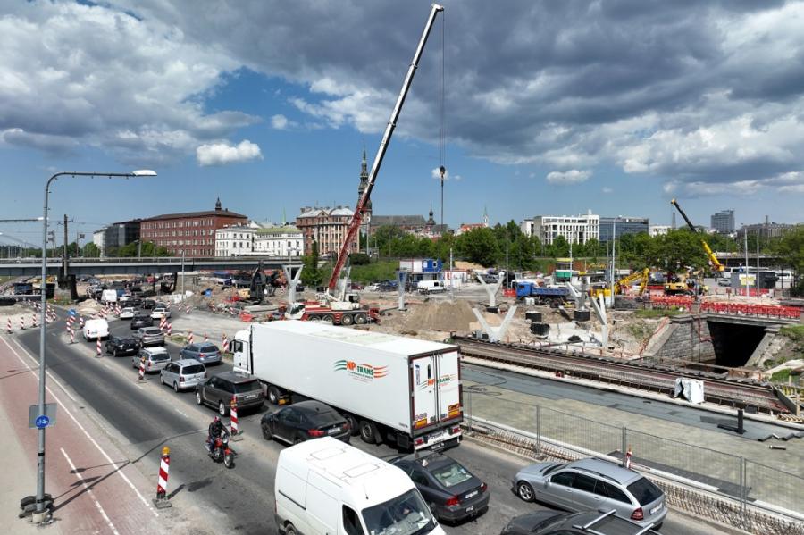 Rīgas dome atbalsta Radziņa krastmalas pārbūves termiņa pagarināšanu