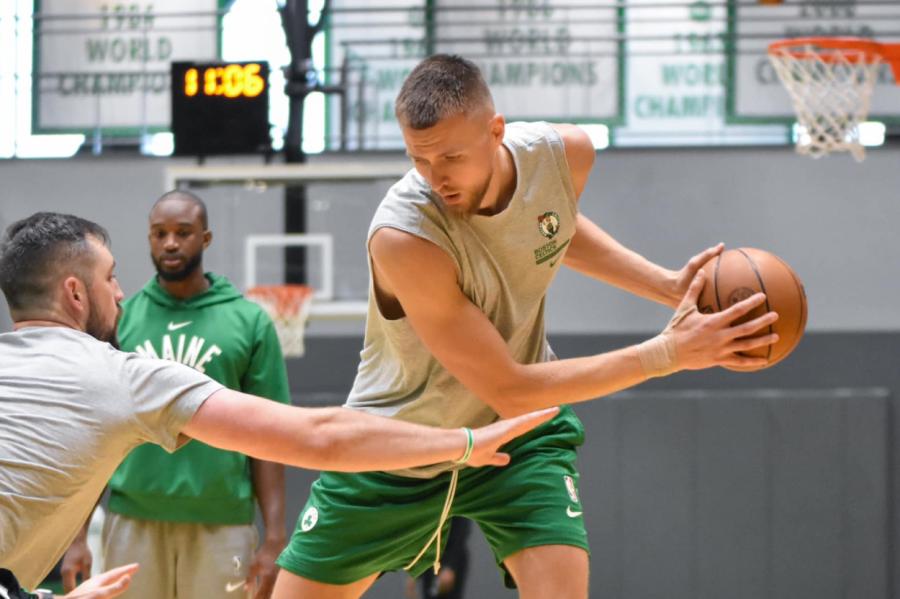 Porziņģis veiksmīgi aizvadījis savu pirmo treniņu kopā ar Celtics