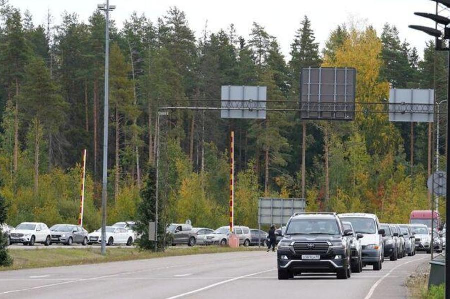Somija ieviesusi kontroli, lai neielaistu Krievijas automašīnas no Norvēģijas