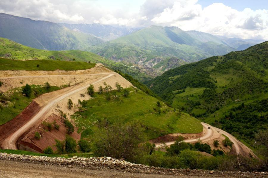 Kalnu Karabahu pametuši gandrīz visi etniskie armēņi