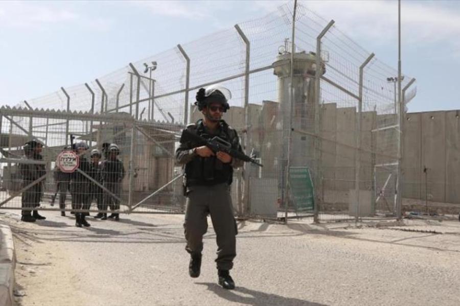Izraēlas policija slēdz palestīniešiem kontrolpunktus uz Jeruzalemi