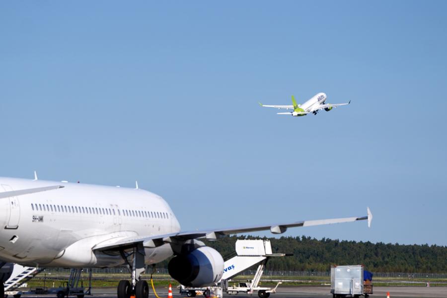 «airBaltic» plāno veikt evakuācijas reisu no Izraēlas
