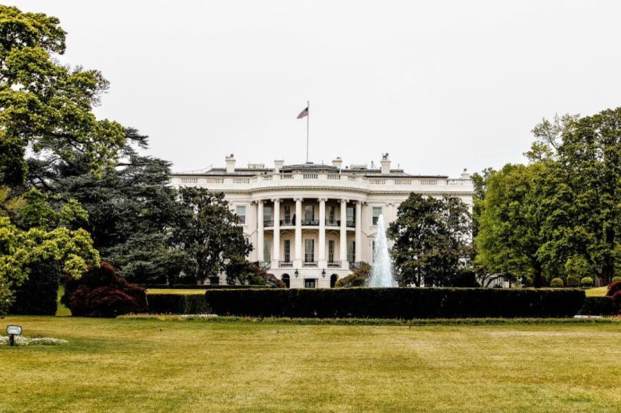 Diplomāti brīdina Baidena administrāciju par arābu pasaules neapmierinātību