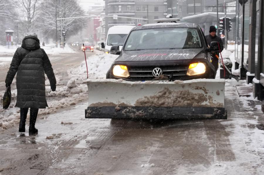 Piektdien visvairāk snigs Rīgā un austrumos no galvaspilsētas