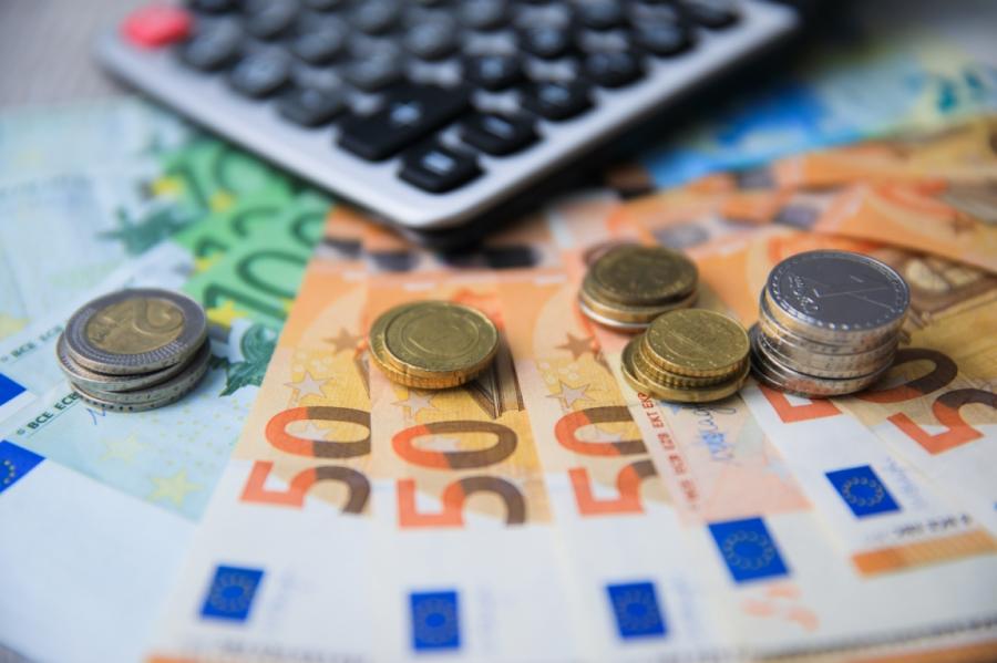 Visi minimālās algas noslēpumi: kas ietilpst 700 eiro (+VIDEO)