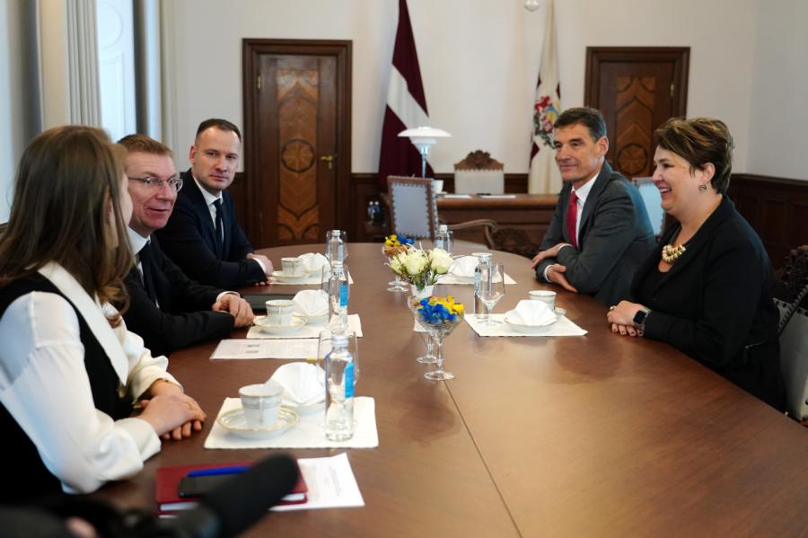 Prezidents sagaida birokrātijas mazināšanu Latvijā