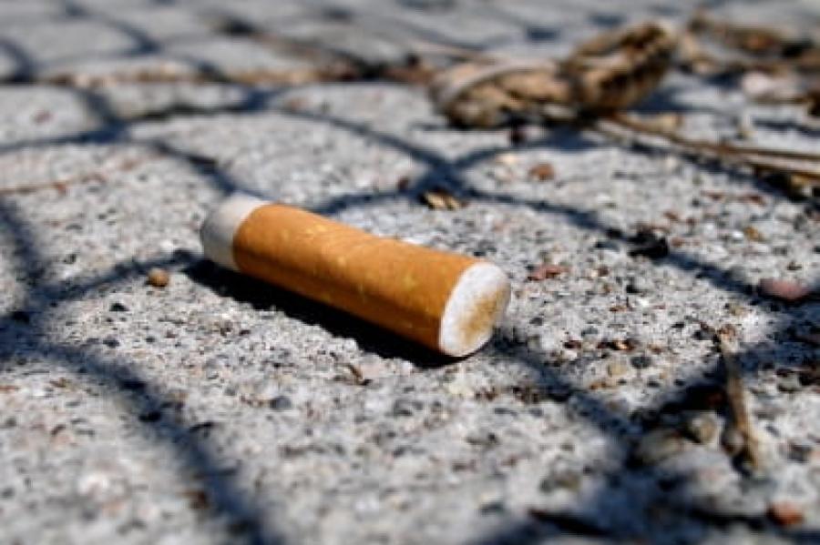 Mūsu vidē ik gadu nonāk vairāk nekā 100 t toksisko tabakas atkritumu (+VIDEO)