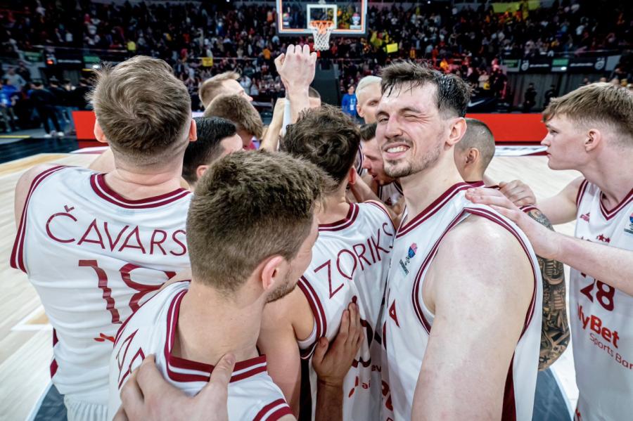 Latvijas basketbolistiem uzvara Spānijā Eiropas čempionāta kvalifikācijas mačā