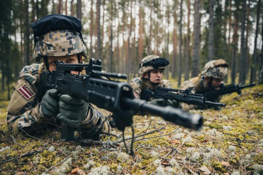 Militārie rezervisti saņems 41,75 eiro par vienu apmācības dienu (+VIDEO)