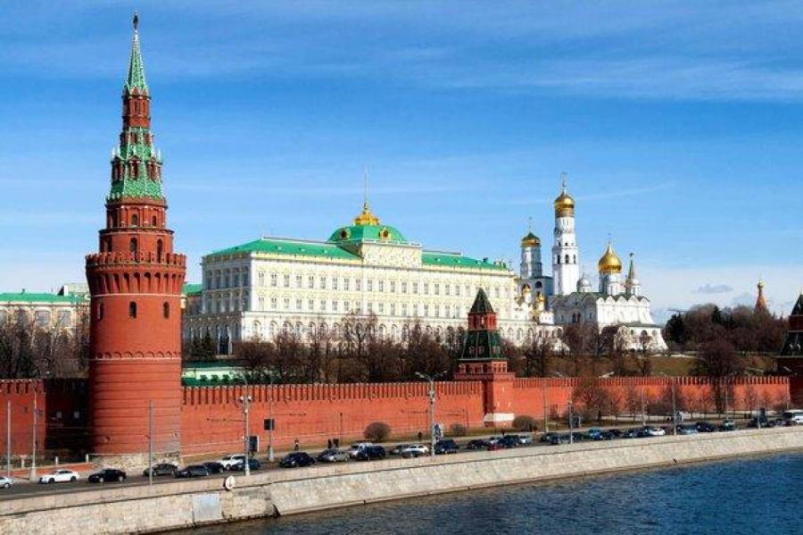 Media: Kremlis medijiem liek ziņot par Ukrainas pēdām saistībā ar teroraktu