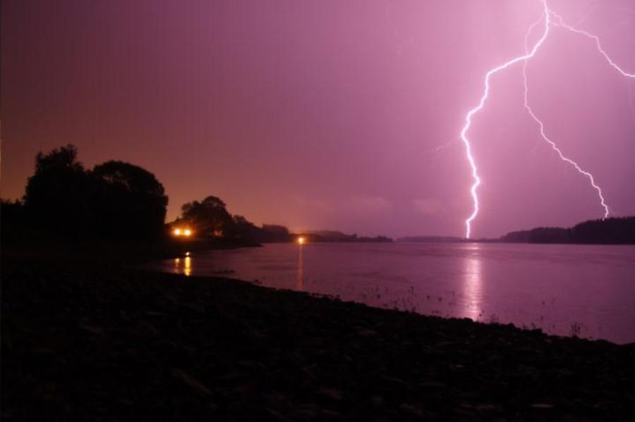 Naktī vietām Latvijā iespējams pērkona negaiss