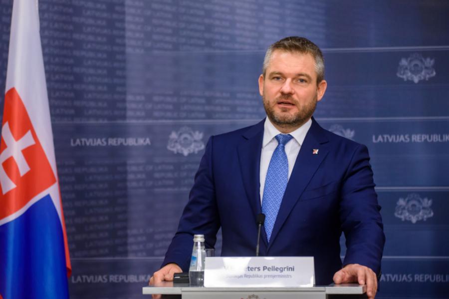 Slovākijas prezidenta vēlēšanās uzvarējis prokrieviskās koalīcijas kandidāts