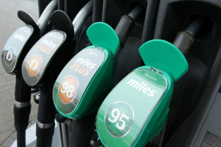 Rīgā un Viļņā degvielas cenas palielinās, bet Tallinā tās samazinās
