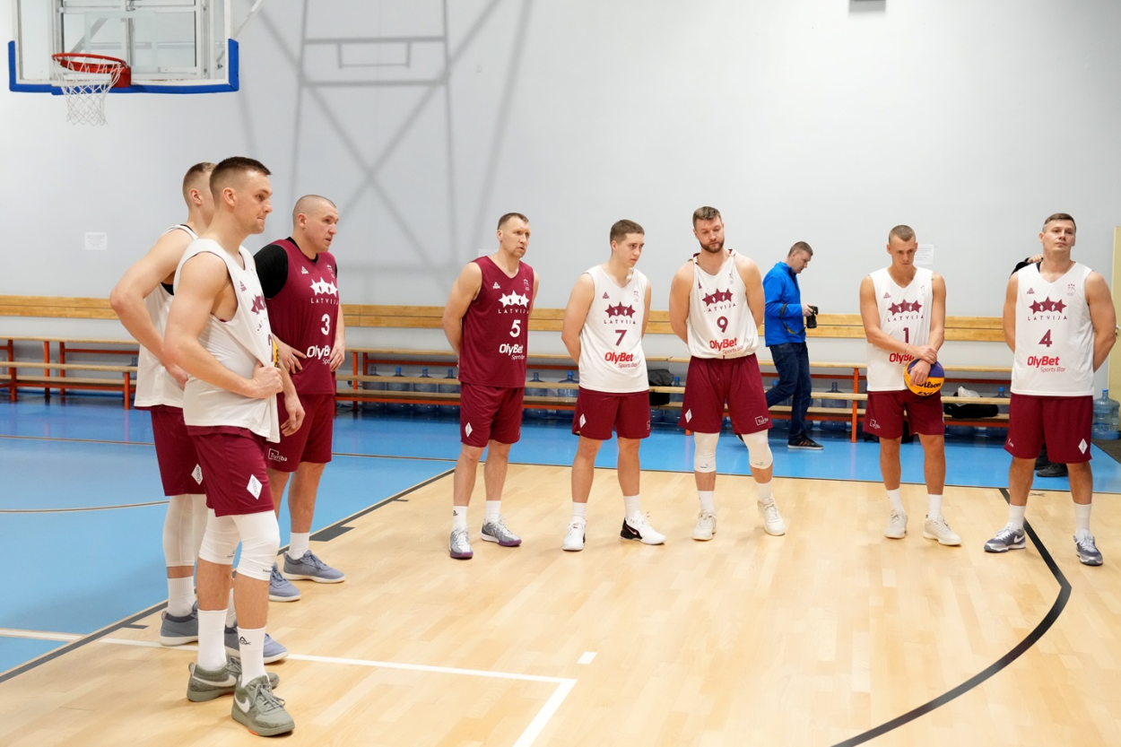 Latvijas 3x3 basketbola izlase šodien cīnīsies par olimpisko spēļu ceļazīmi