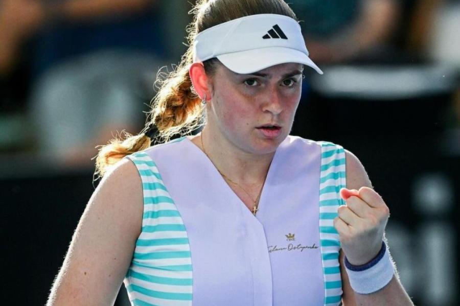 Ostapenko Madrides «WTA 1000» turnīra otrajā kārtā tiekas ar Bouzasu-Maneiro