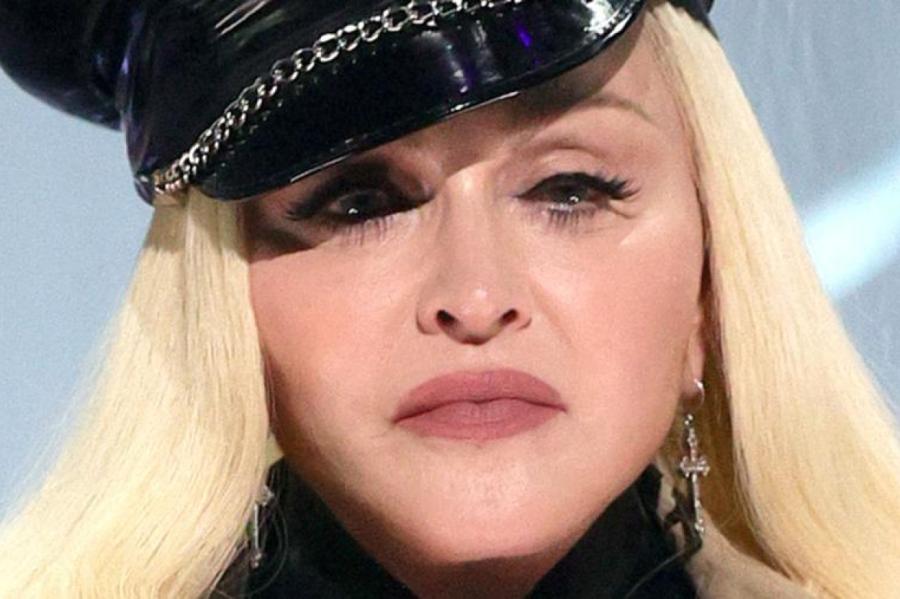 Madonnas bezmaksas koncerts Riodežaneiro pulcē 1,6 miljonus skatītāju