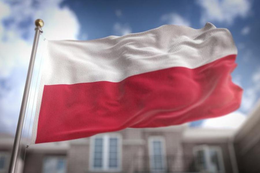Eiropas Komisija izbeigs procedūru pret Poliju par likuma varu