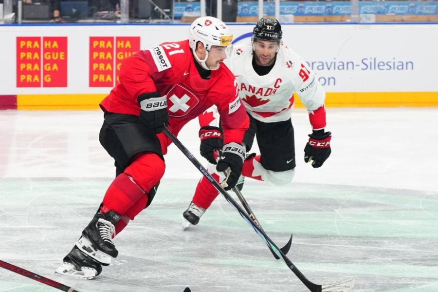 Šveices hokejisti iekļūst pasaules hokeja čempionāta finālā (VIDEO)