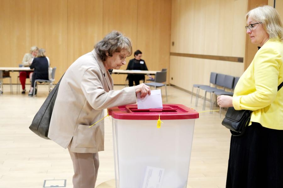 EP vēlēšanās līdz plkst.16 nobalsojuši kopumā 35,73% vēlētāju - papildināts