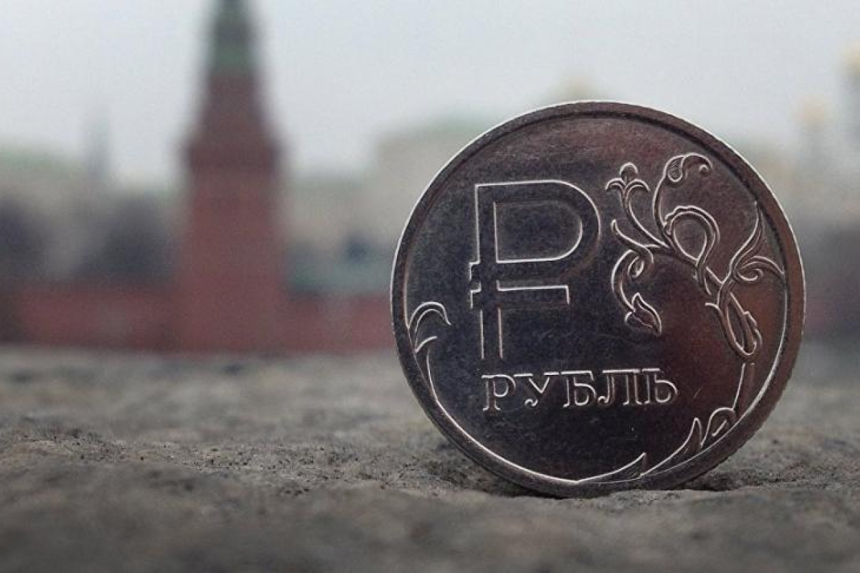 Pēc ASV jaunajām sankcijām Maskavas birža aptur dolāru un eiro tirdzniecību