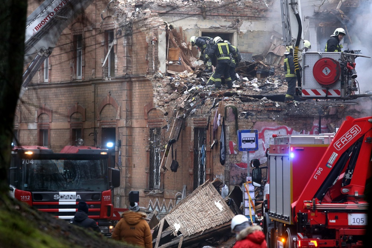 Tiesa: Rīgas domei būs jāatjauno gāzes sprādzienā Āgenskalnā cietušais nams