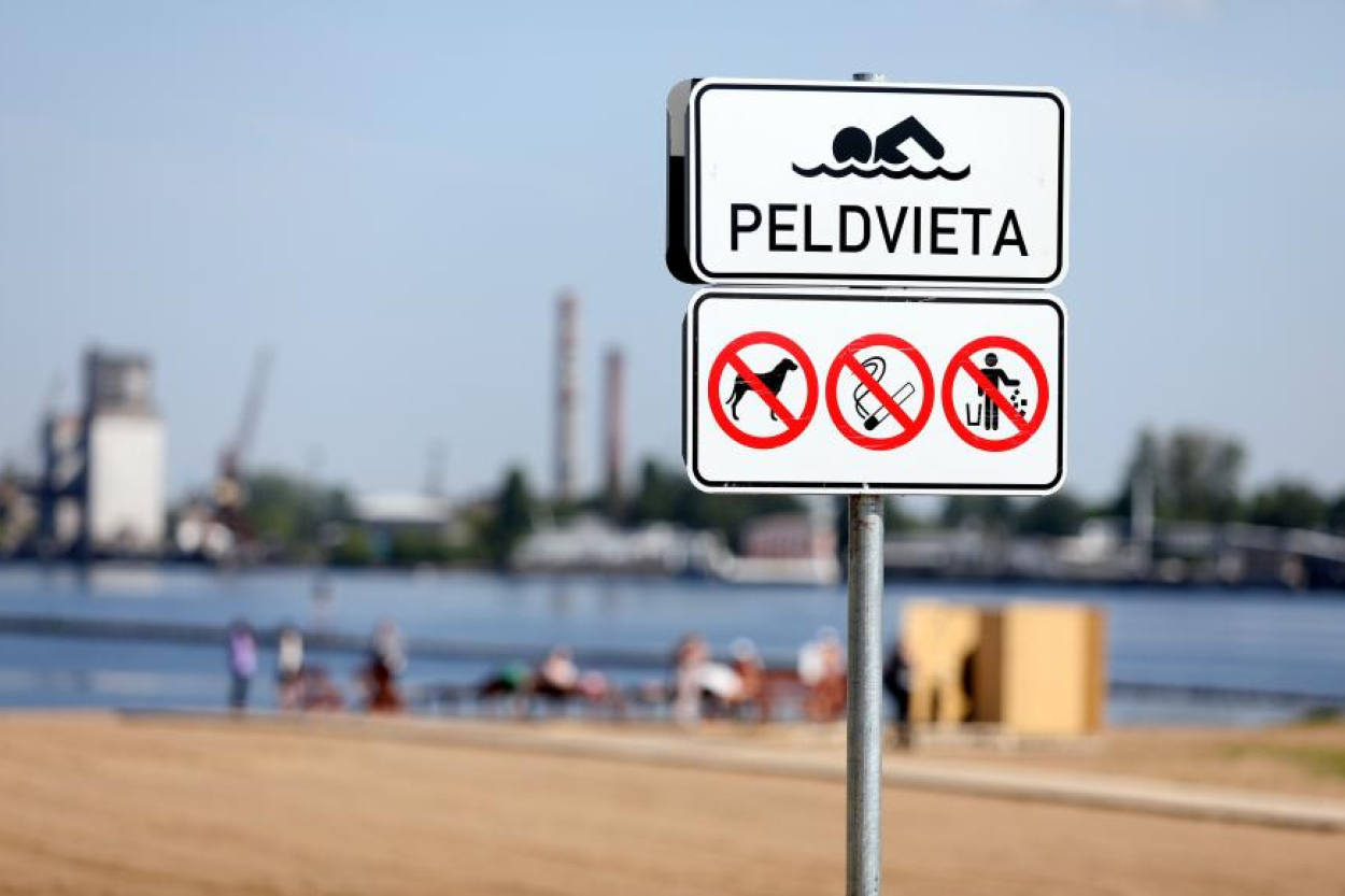Strauji kāpusi ūdens temperatūra Rīgas peldvietās