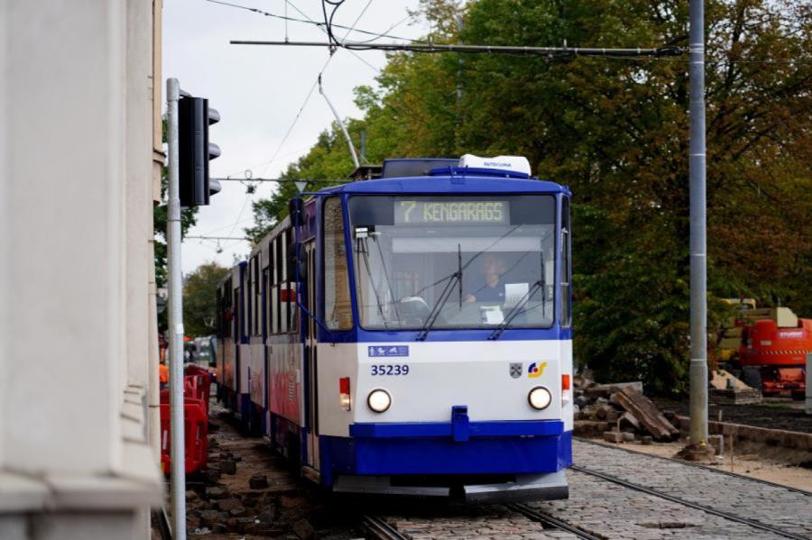 Rīgā palielināsies 1., 7. un 11. maršruta tramvaju kustības ātrums