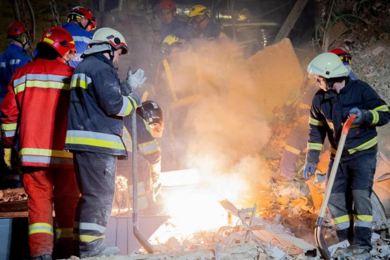 Krievija pakļāvusi Ukrainu masīvai lidrobotu un raķešu apšaudei