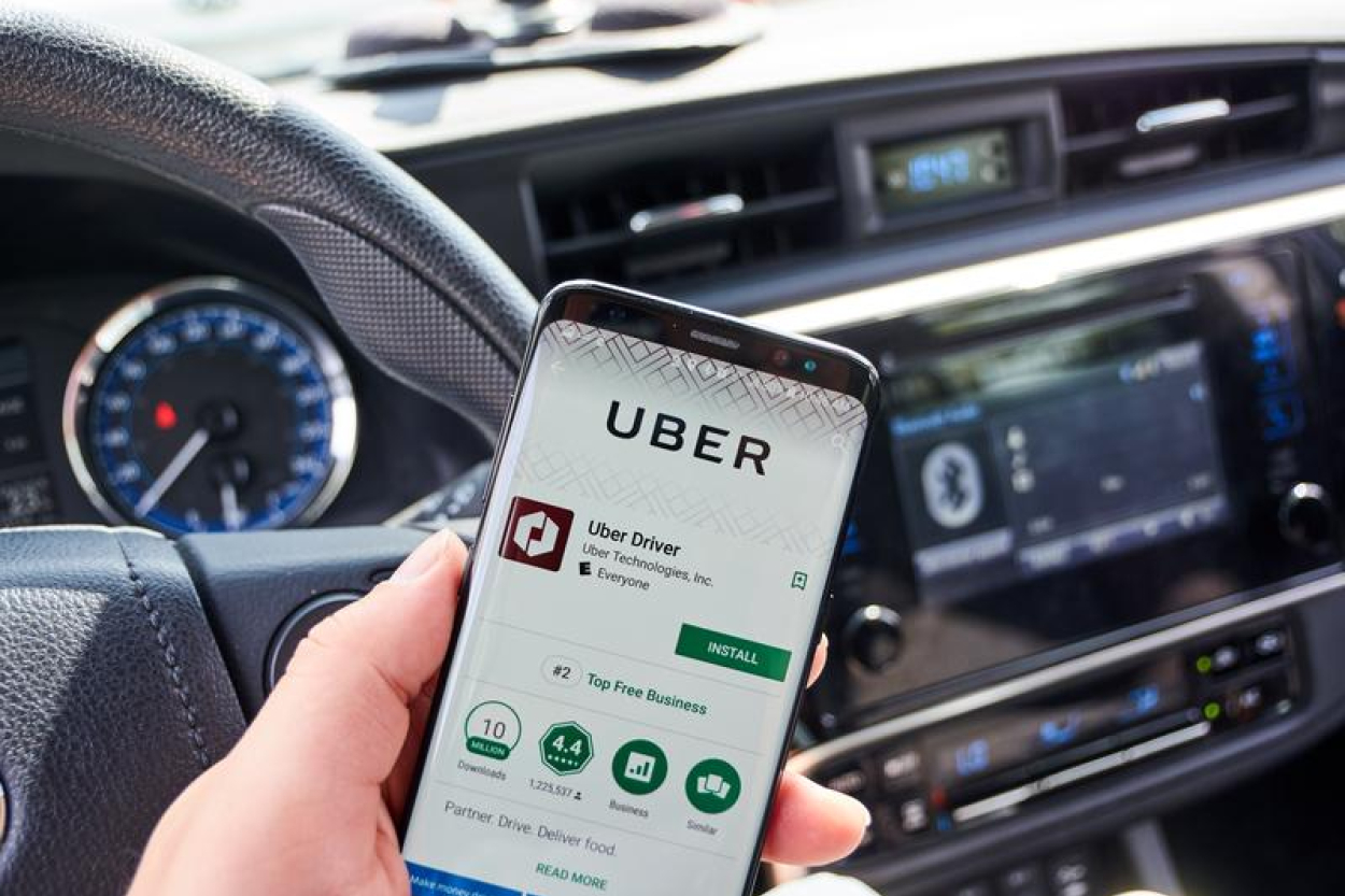 Nīderlandes regulators piemēro «Uber» 290 miljonu eiro naudassodu