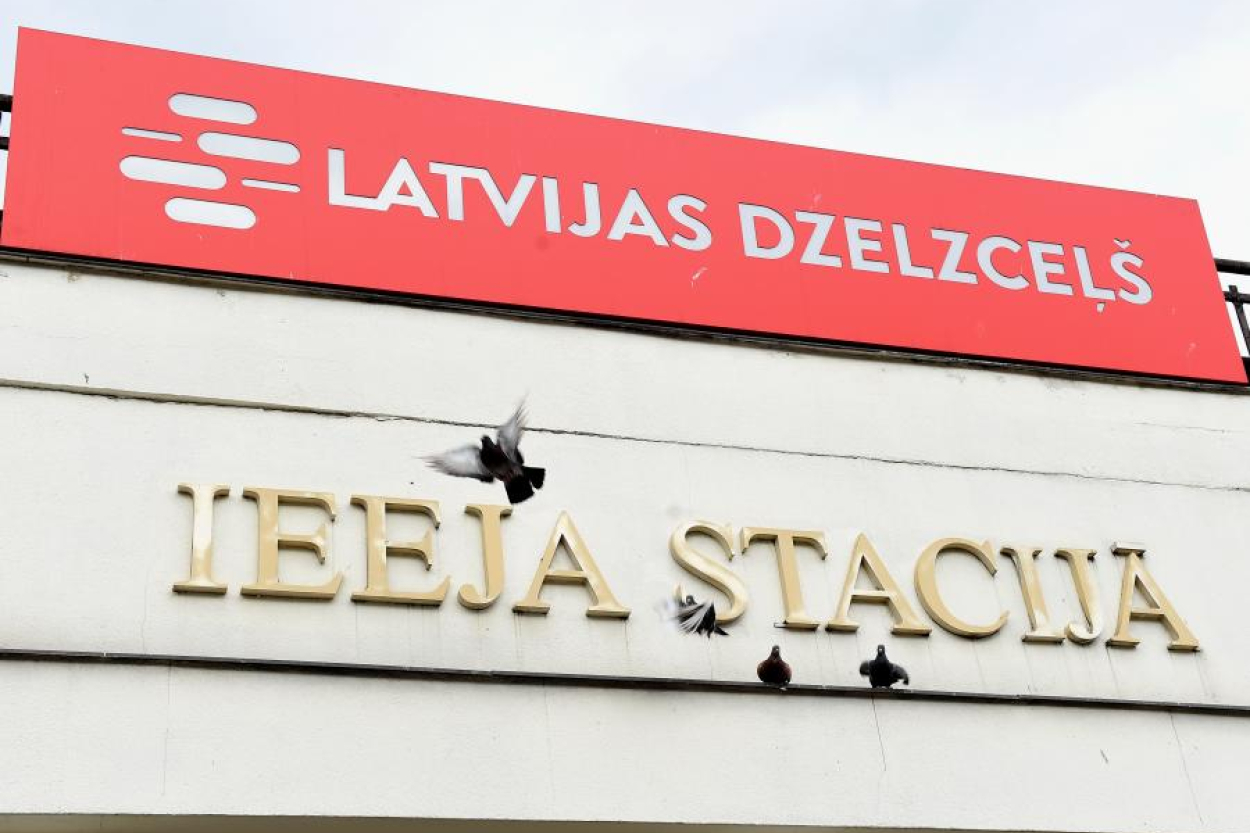 Latvijas dzelzceļš kavējas ar sociālo iemaksu veikšanu par darbiniekiem