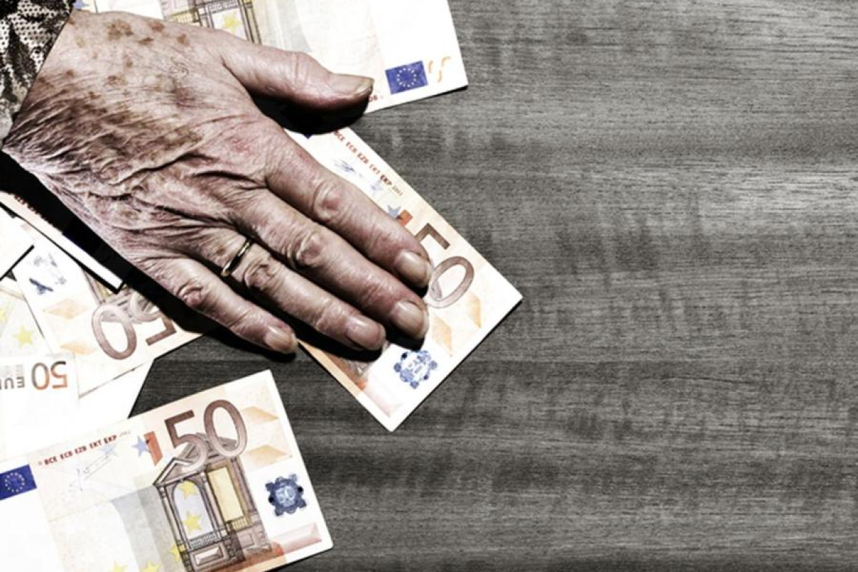 Latvijā varētu palielināt pensijas apmēram 60% strādājošo pensionāru