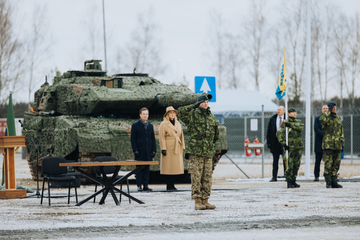 Nākamnedēļ NATO bruņutehnika šaus Ādažu poligonā