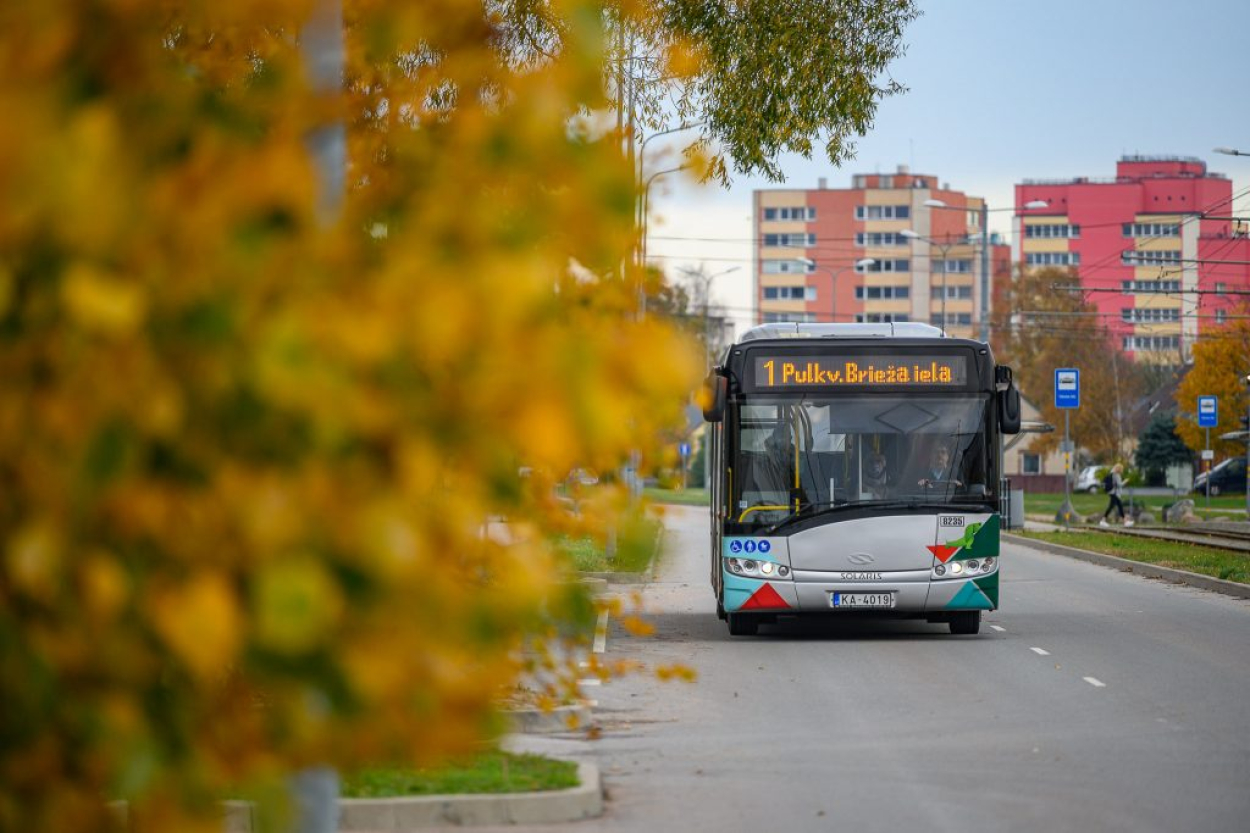 Liepas sabiedriskajā transportā notiek kompostieru demontāža (+VIDEO)