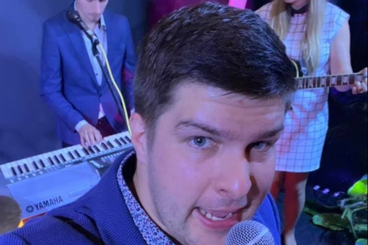 Lauris Bankevics izdod jaunu duetu ar Zigmāru Liepiņu (+VIDEO)
