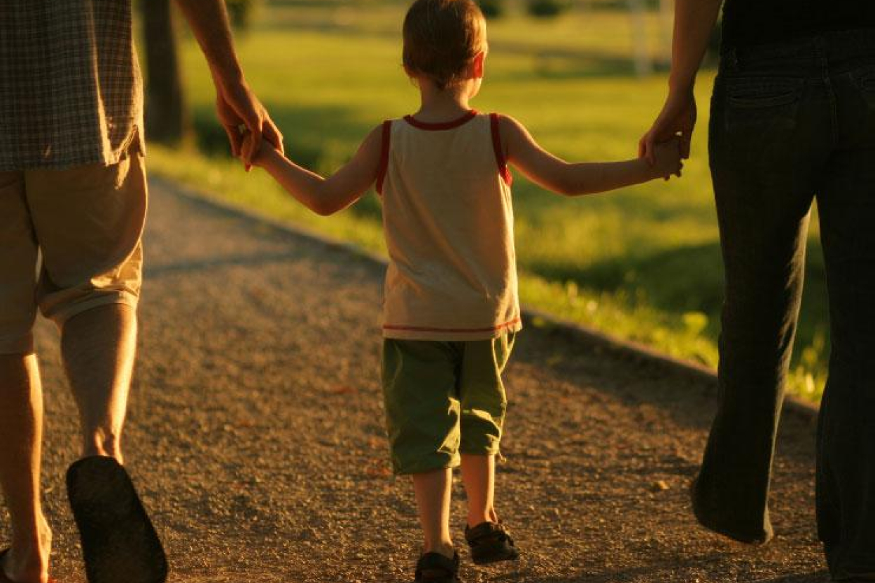 LM: Adopcijas reģistrā ir 1097 bērni, tikai 102 ģimenes interesējas par adopciju