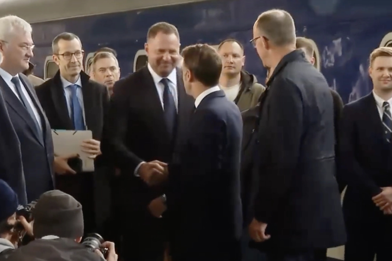 Francijas, Liebritānijas un Vācijas līderi ierodas Kijivā