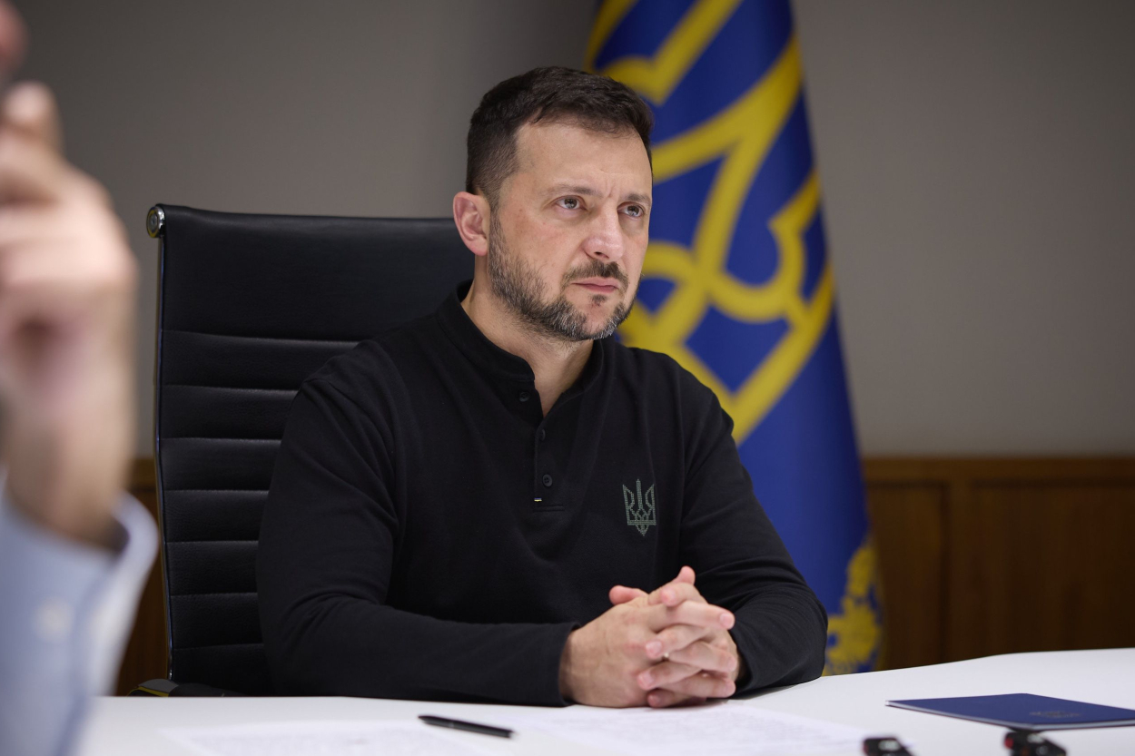Zelenskis uzstāj uz pamieru pirms sarunām ar Krieviju