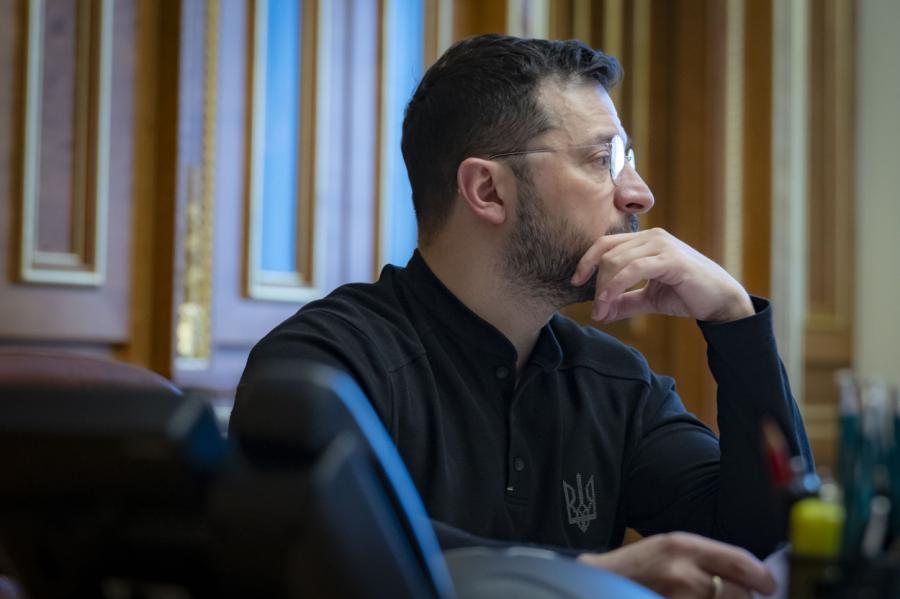 Zelenskis: Krievijas delegācija Stambulā ir butaforiska