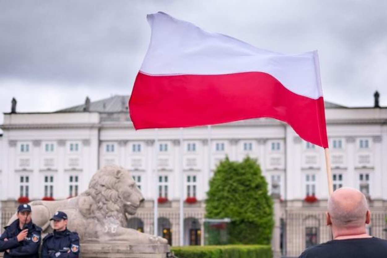 Polijā notiek prezidenta vēlēšanas
